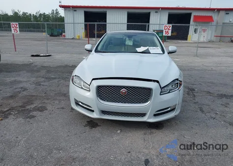 2016 Jaguar Xjl Xjl Portfolio z USA, uszkodzony, nr VIN SAJWA2G76G8W00430